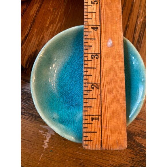 Handmade Katie King Pottery Spoon Rest Blue/Teal Crackle Glaze 4.5" Diameter - Picture 4 of 5